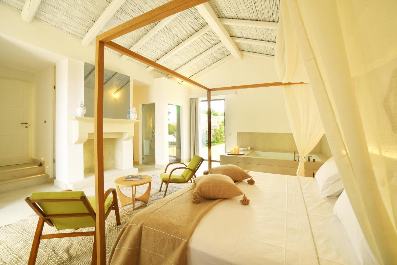 Masseria Corte Degli Aromi Palmariggi 外观 照片