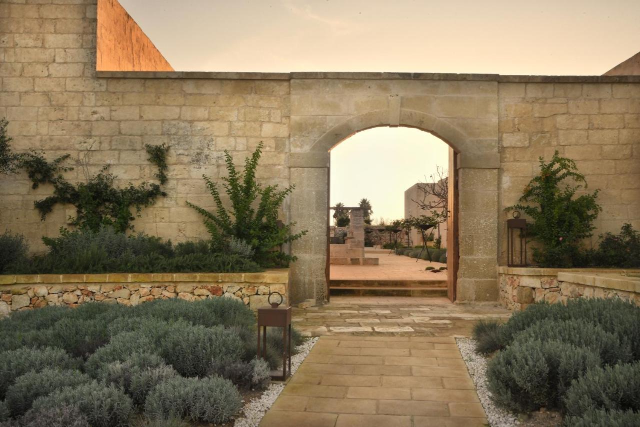 Masseria Corte Degli Aromi Palmariggi 外观 照片